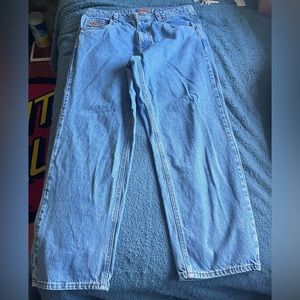 34 waist 30 length relaxed fit empyers
